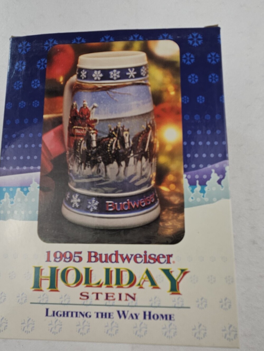 Budweiser 1995 Collector Vintage Holiday Stein "Lighting The Way Home" NIB